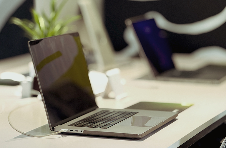 Top rated brading agency near me